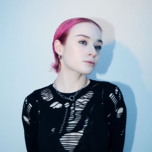 PHLOXO portrait