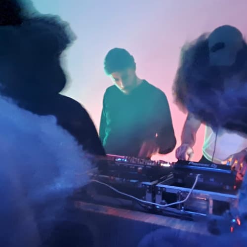 DJ Bisou Profile Image