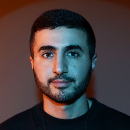 NURAN portrait
