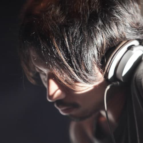 DJ SO portrait