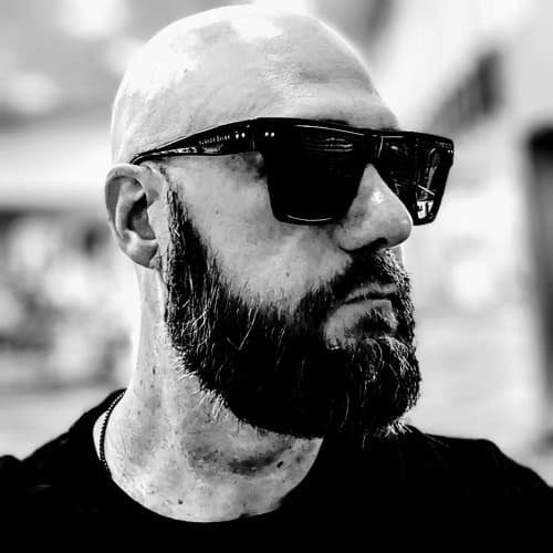 EXZAKT portrait