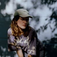 Mena G