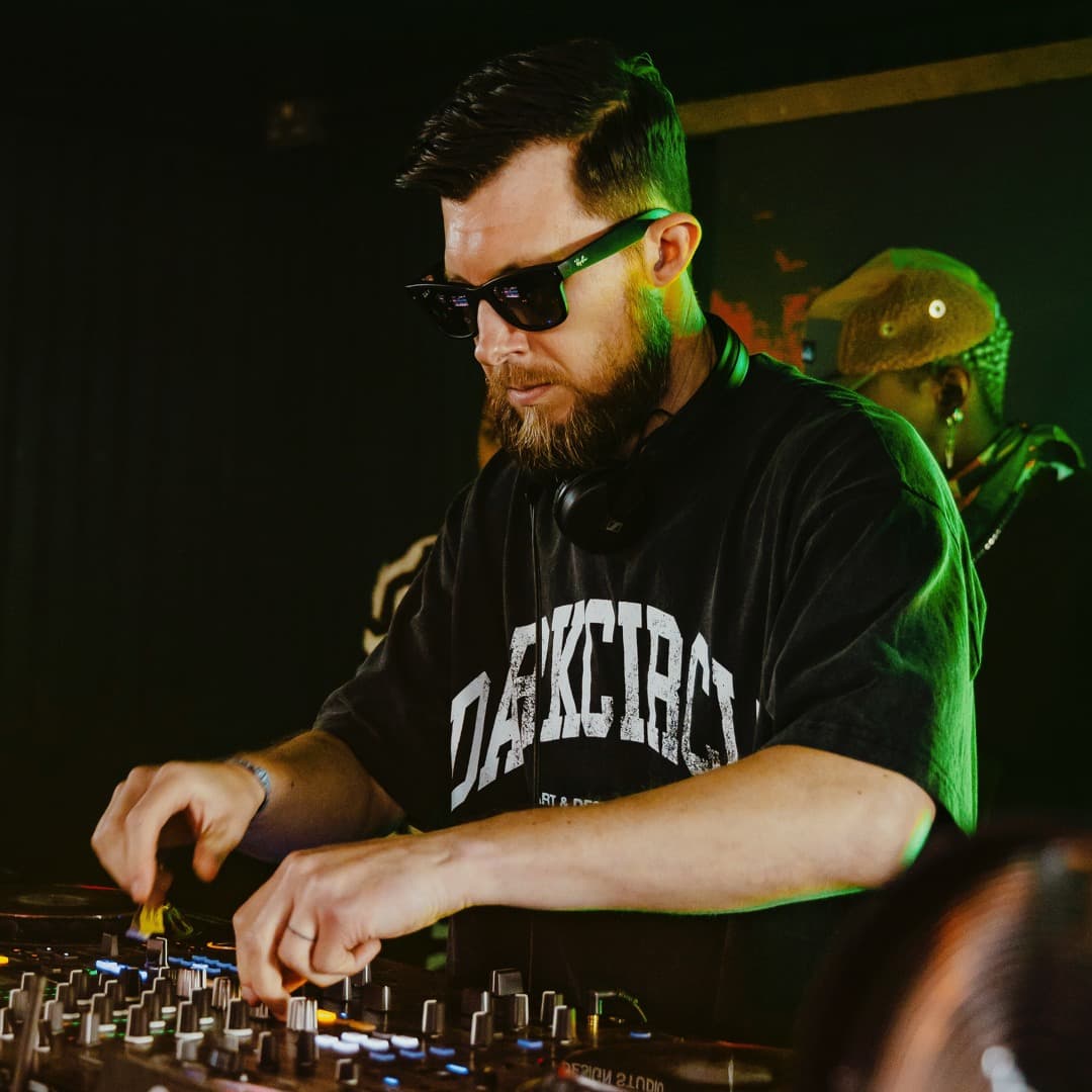DJ Cable