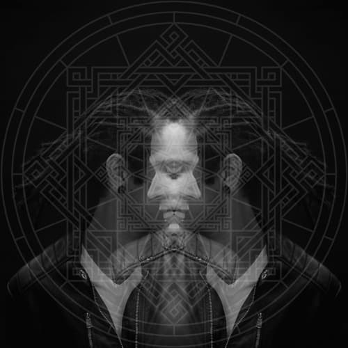 The Note V portrait