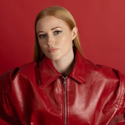 Maxinne portrait
