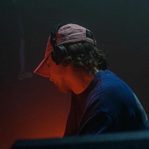 stranger (NL) Profile Image