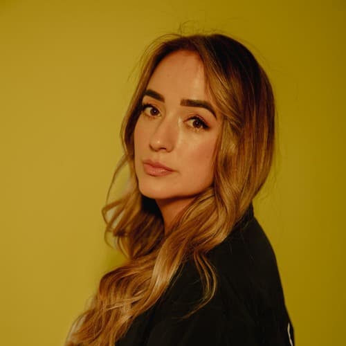 Lauren Lo Sung portrait