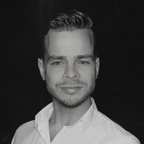 DEZO portrait
