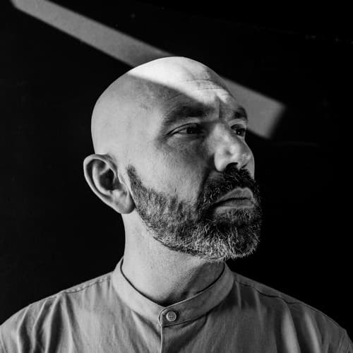 Grzly Adams portrait
