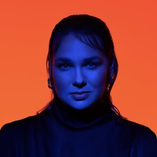 Ola Teks portrait