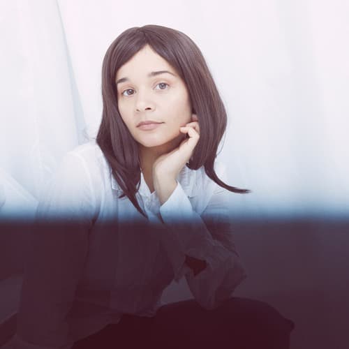 Erika de Casier portrait