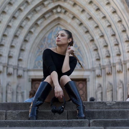 Belu Rodriguez portrait