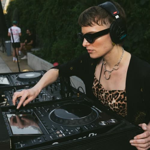 Cassi-DJ portrait