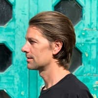Pluk de Nacht presents Bart Skils event artwork