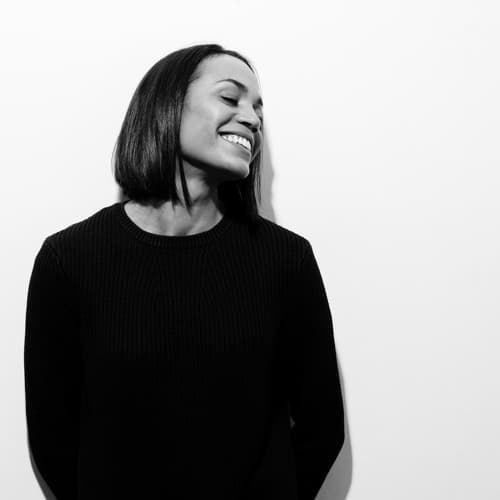 Lola Jones Profile Image