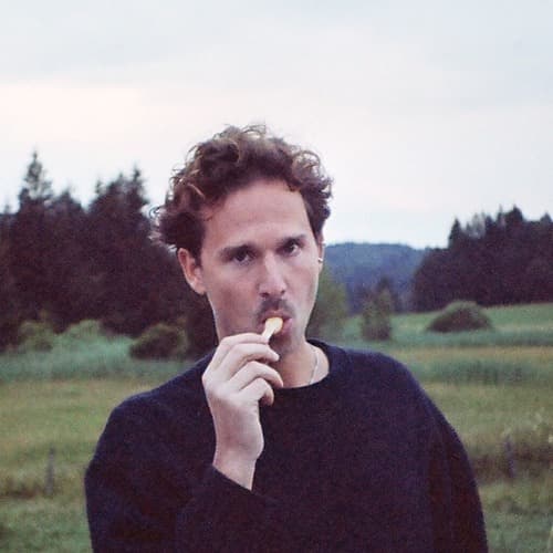 Flo Scheuer Profile Image
