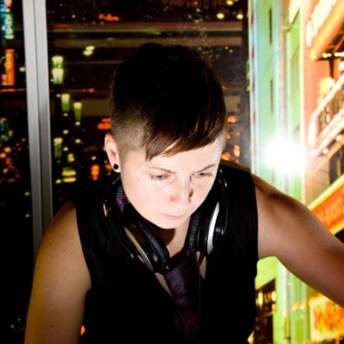 Portrait of Carbon Parlour