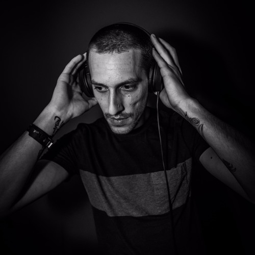 Portrait of DJ DIYAN