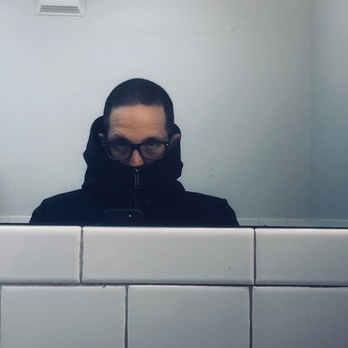 Portrait of M//R