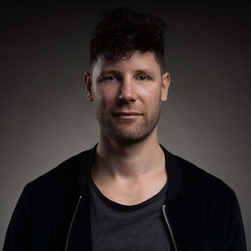 Portrait of Frontliner