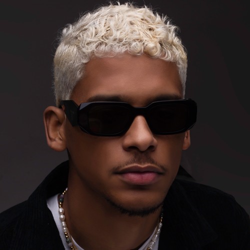 Portrait of DJ Hebraico