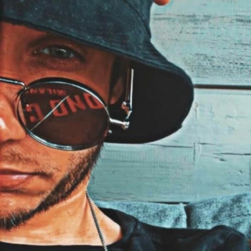 Portrait of Squadrum