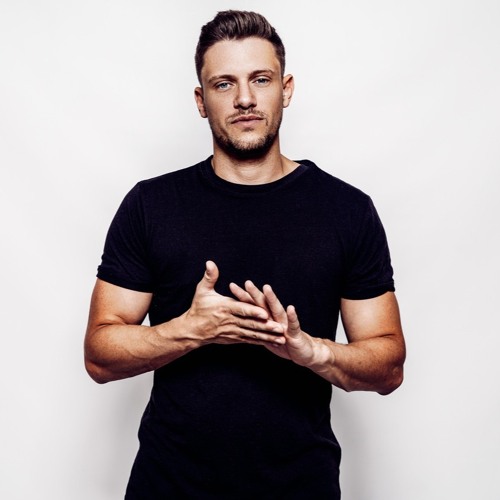 Portrait of Chris Spencer