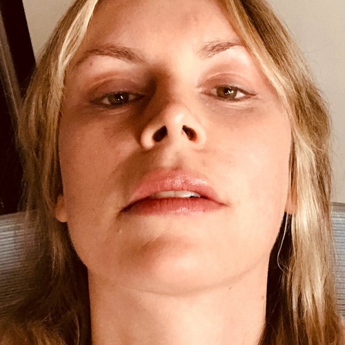 Portrait of Deirdre Direktor