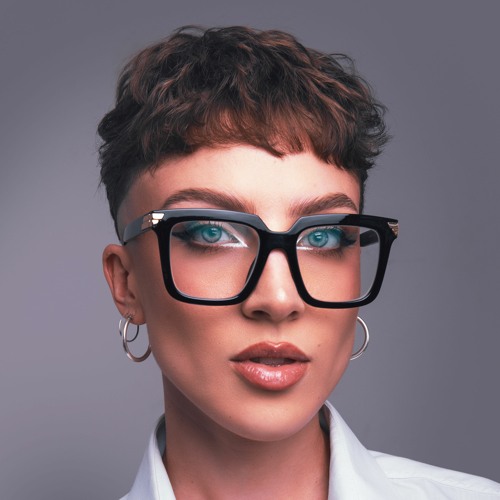 Portrait of VICTORIA WHYNOT