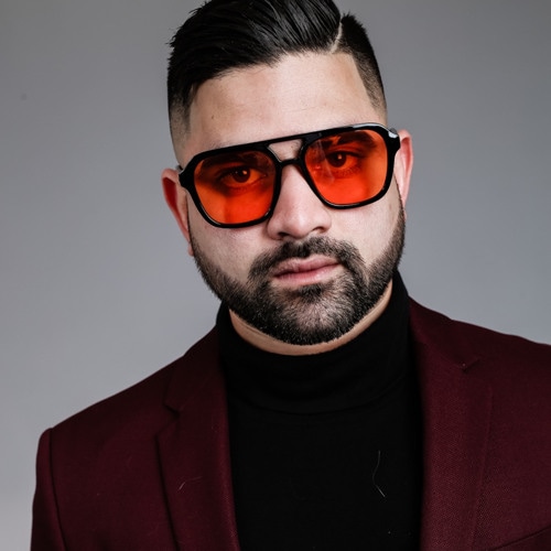 Portrait of LOOQS