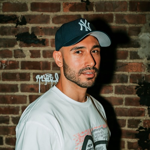 Portrait of Tone Troy