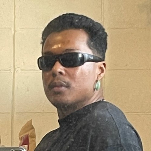 Portrait of Guerrilla Pump