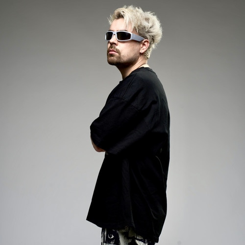 Portrait of DJ Reiz