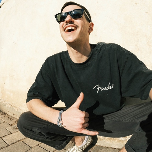 Portrait of Hang Loose