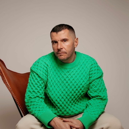 Portrait of Victor Santana