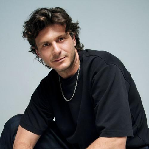 Portrait of Alex Cecil