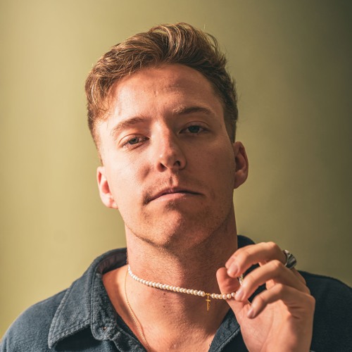 Portrait of TOBEHONEST