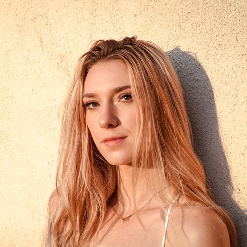 Portrait of ZESTi