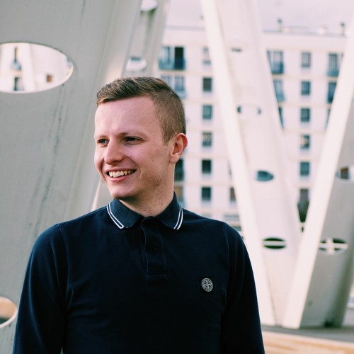 Portrait of Cédric Sheva