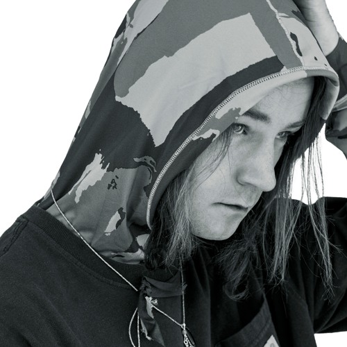 Portrait of Derek Piotr