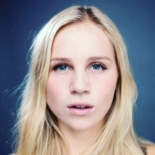 Portrait of Anja Aniqua